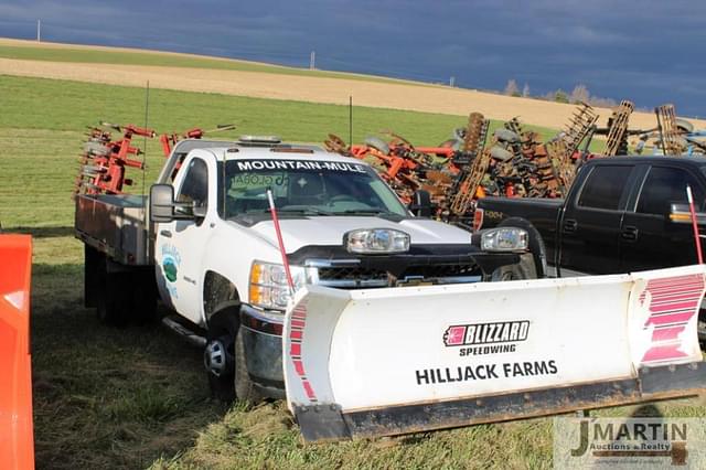 Image of Chevrolet 3500HD equipment image 1