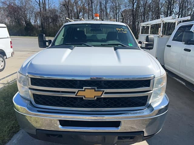 Image of Chevrolet 2500HD equipment image 1