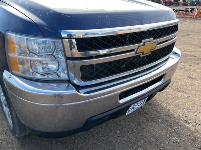 Image of Chevrolet 2500 equipment image 4