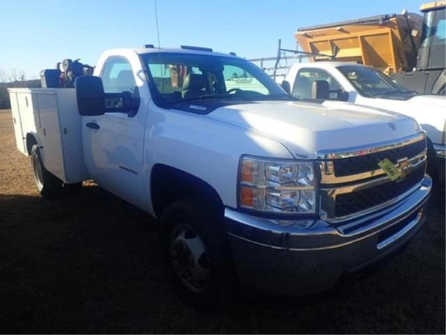 Image of Chevrolet 3500 equipment image 1