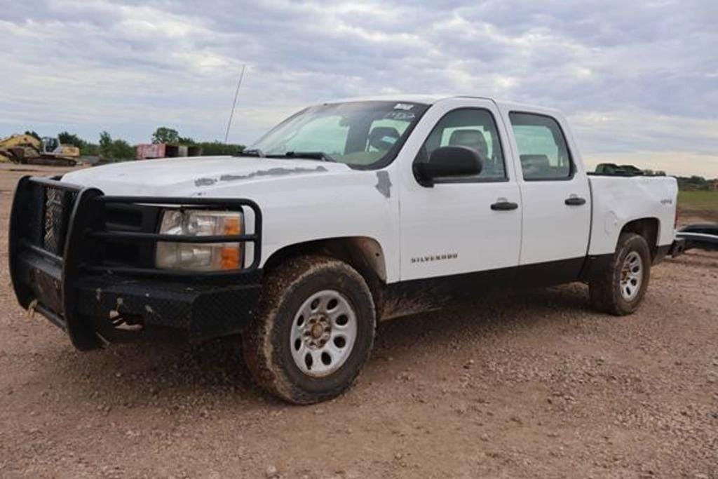 2013 Chevrolet 1500 Equipment Image0