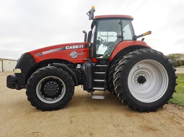 Image of Case IH Magnum 260 equipment image 1