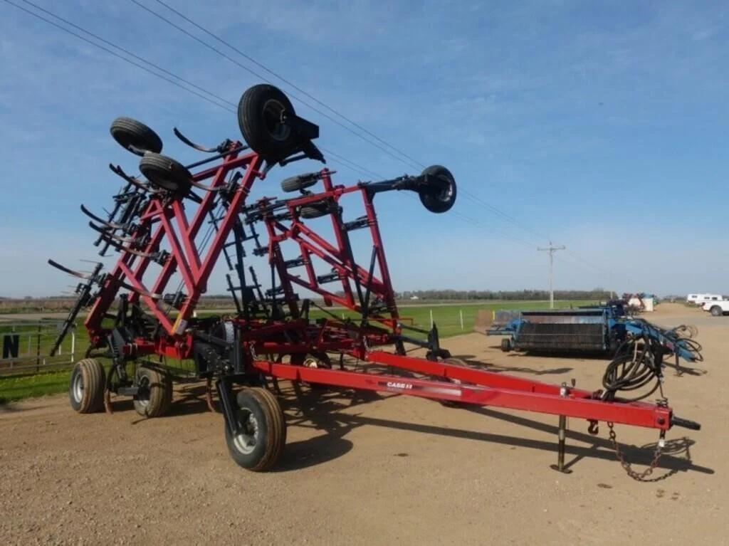 Image of Case IH 600 Primary image