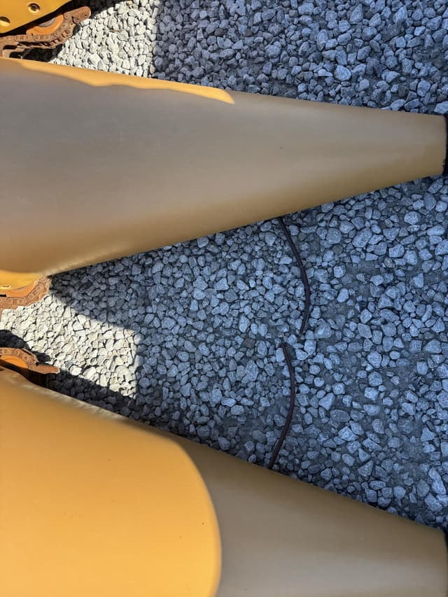 Image of CLAAS 918 equipment image 2