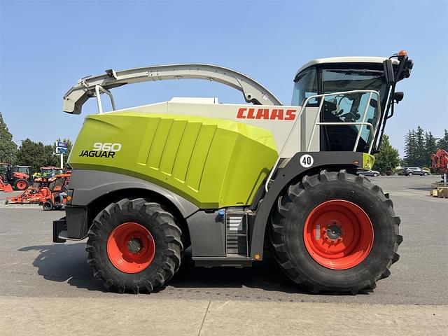 Image of CLAAS Jaguar 960 equipment image 3