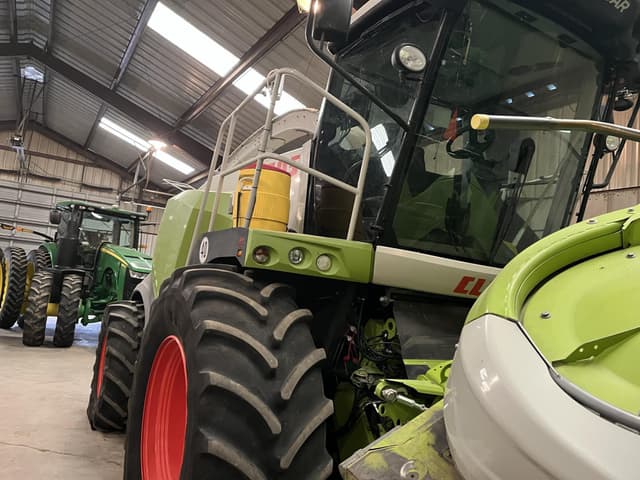 Image of CLAAS Jaguar 980 equipment image 3