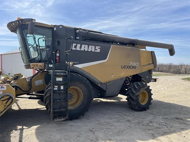 Image of CLAAS Lexion 730 equipment image 1