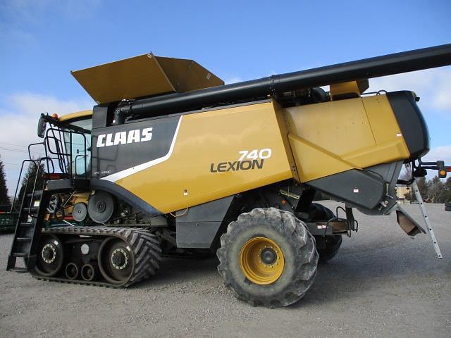 Image of CLAAS LEXION 740TT equipment image 4