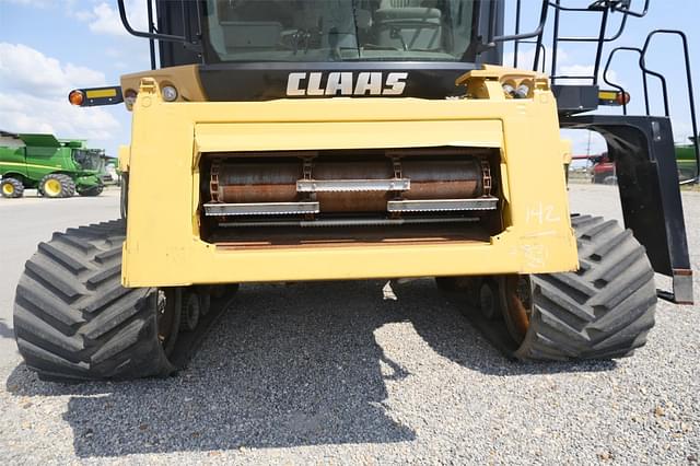 Image of CLAAS LEXION 750TT equipment image 4