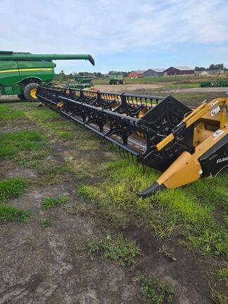 2013 CLAAS 1200 Maxflex Equipment Image0