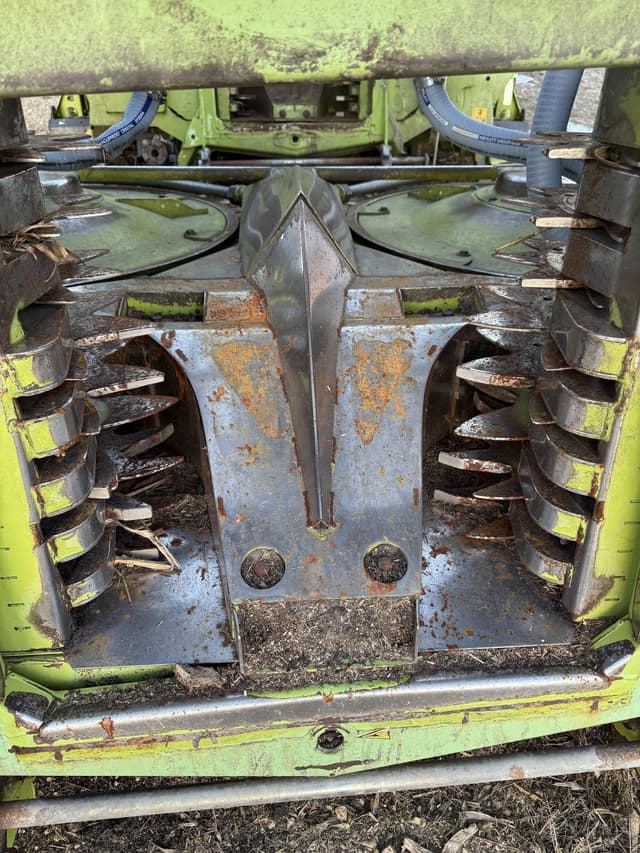 Image of CLAAS Orbis 600 equipment image 4