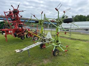 2013 CLAAS Volto 52T Image