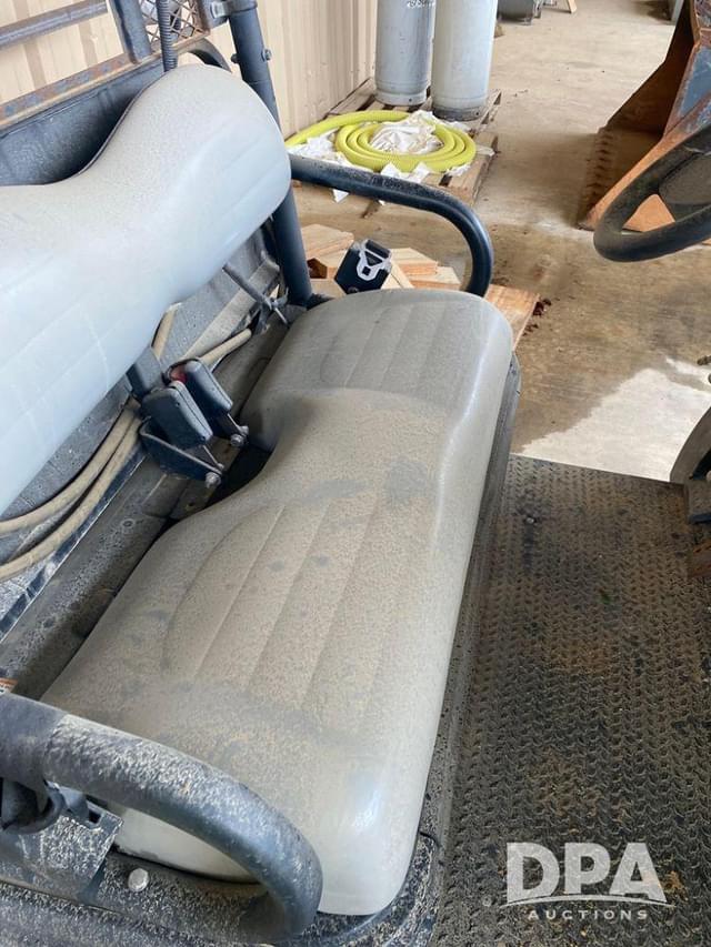 Image of Club Car XRT1550 equipment image 3