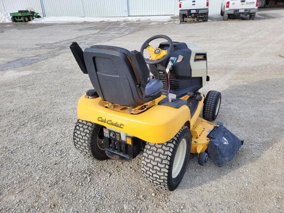 Image of Cub Cadet GTX 2100 equipment image 3