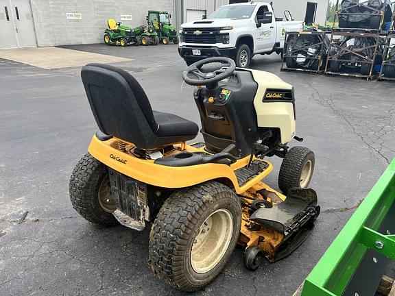 Image of Cub Cadet LGT1054 equipment image 3