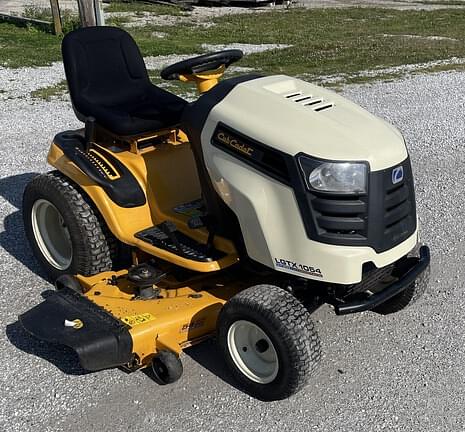 Image of Cub Cadet LGTX1054 equipment image 2