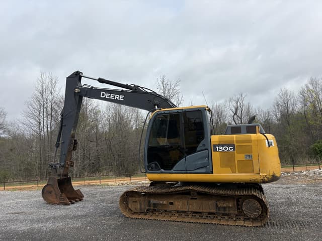 Image of John Deere 130G equipment image 3