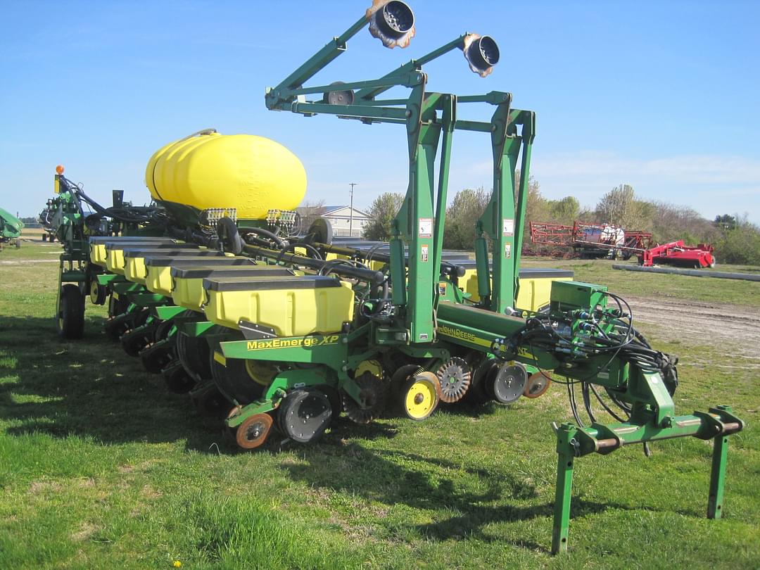 Image of John Deere 1770 Primary image