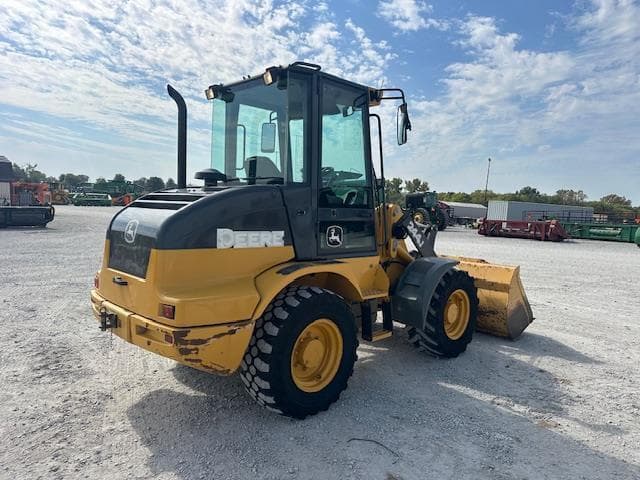 Image of John Deere 244J equipment image 4