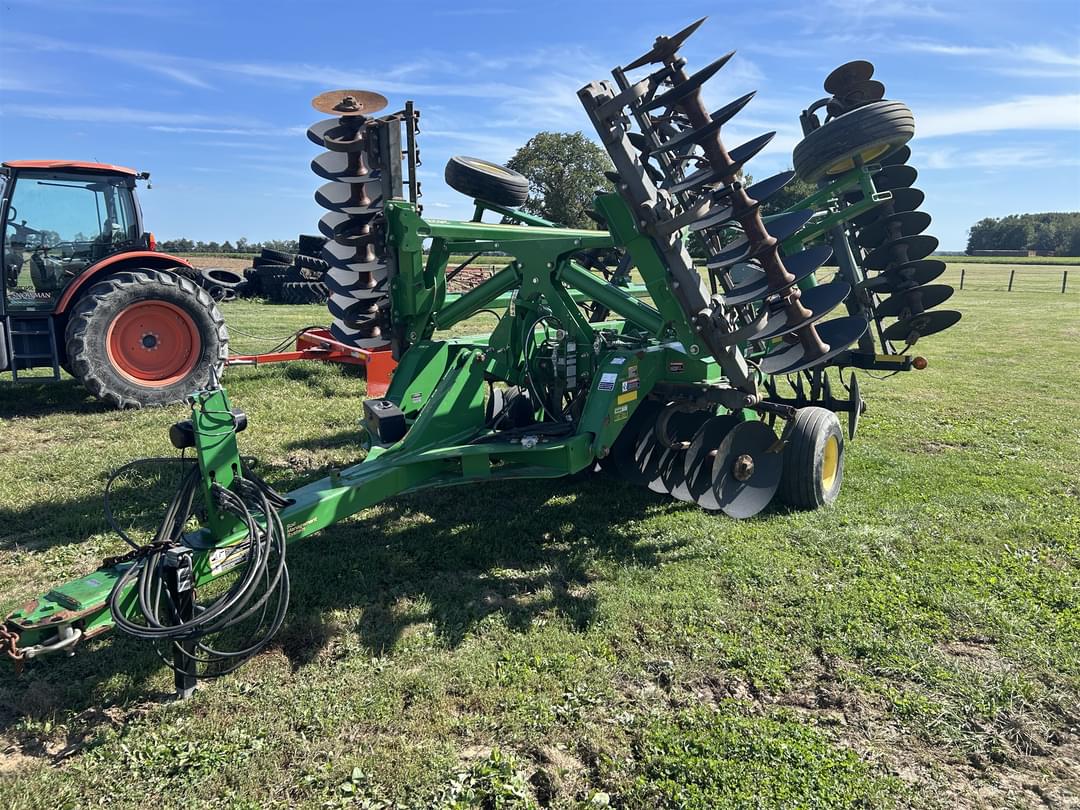 Image of John Deere 2623 Primary image