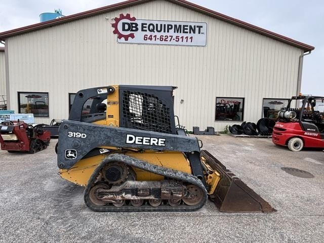 2013 John Deere 319D Equipment Image0