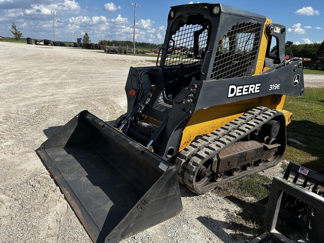 Image of John Deere 319E Primary image