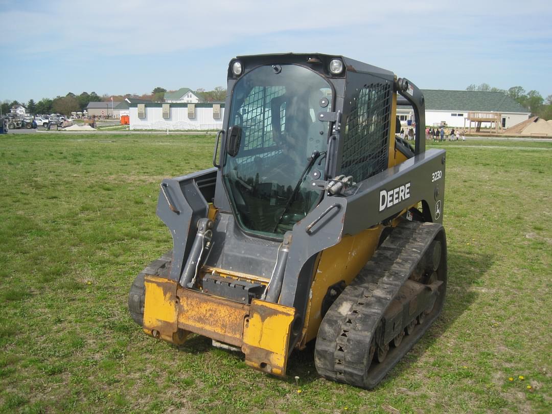 Image of John Deere 323D Primary image