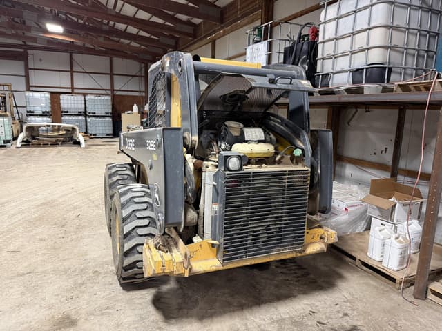 Image of John Deere 328E equipment image 3
