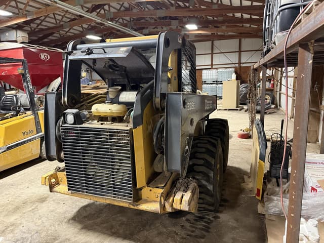 Image of John Deere 328E equipment image 4