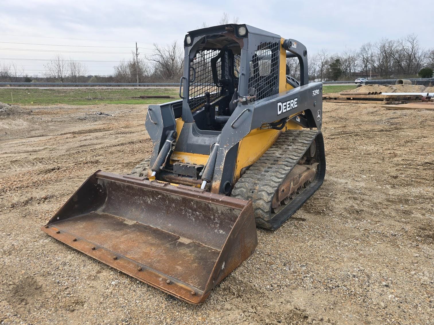 2013 John Deere 329D Equipment Image0