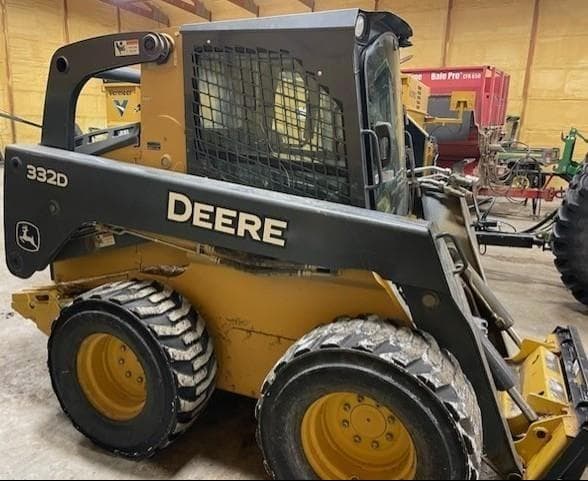 Image of John Deere 332D Primary image