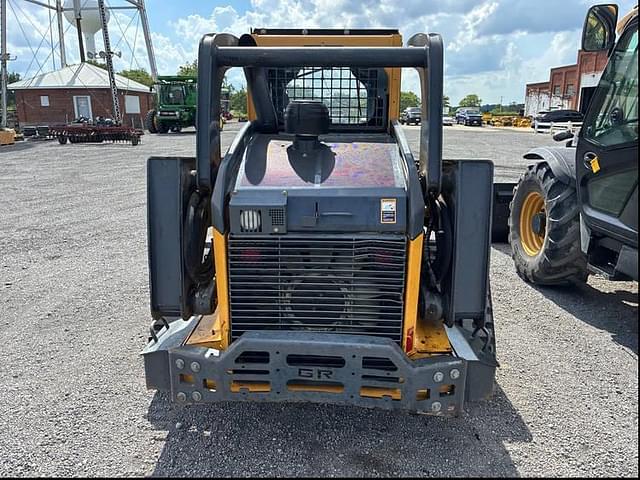 Image of John Deere 333E equipment image 3