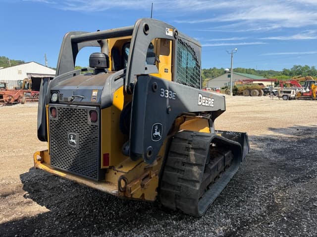 Image of John Deere 333E equipment image 3