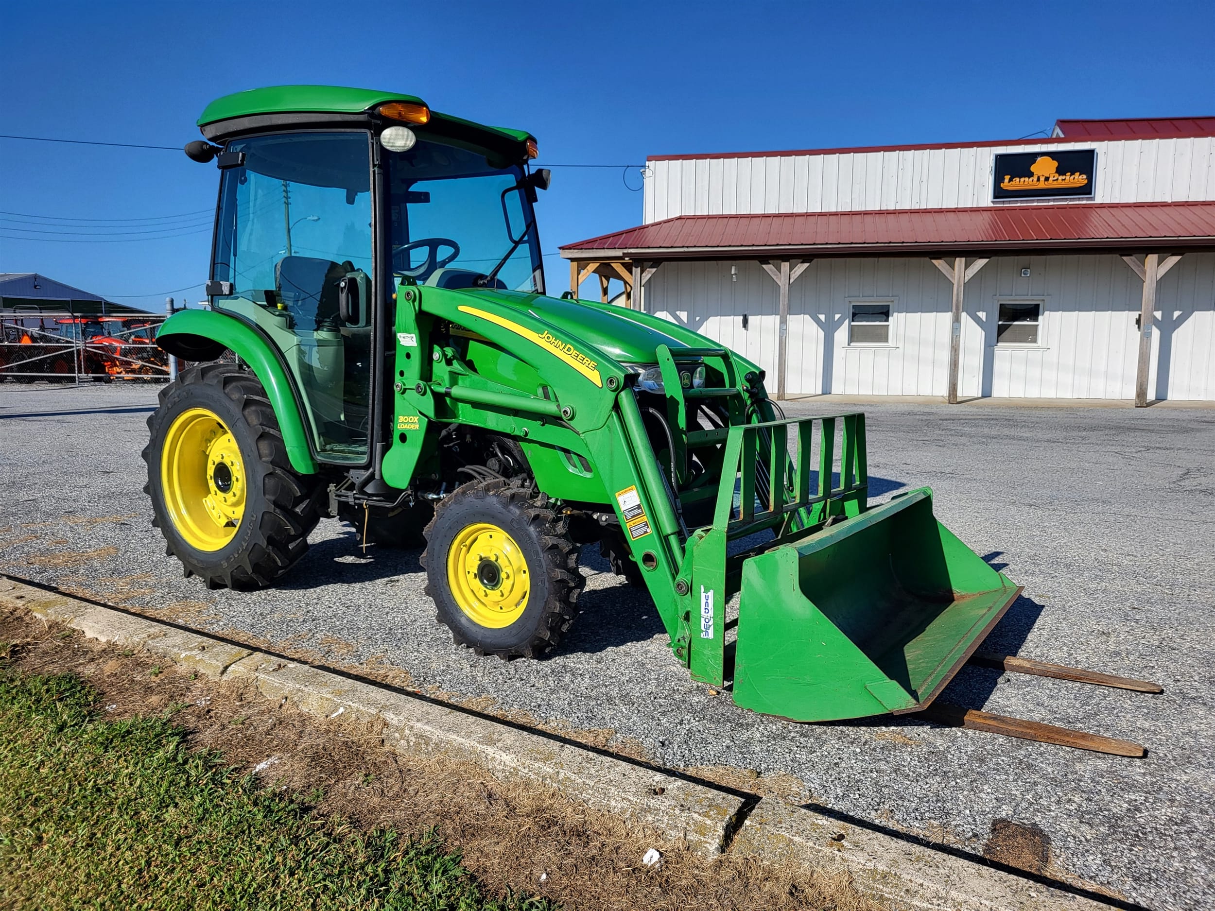 2013 John Deere 3720 Equipment Image0