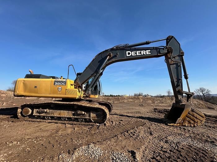 2013 John Deere 380G LC Equipment Image0
