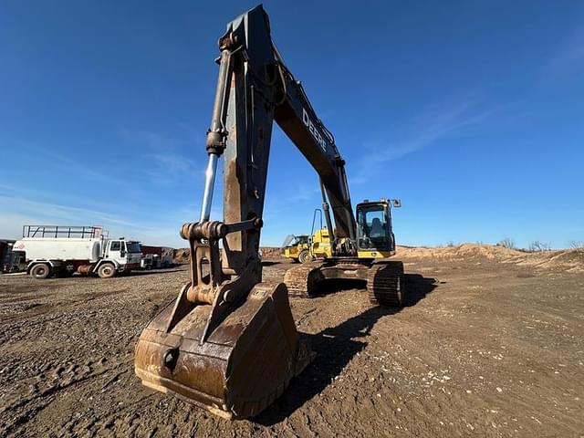 Image of John Deere 380G LC equipment image 4