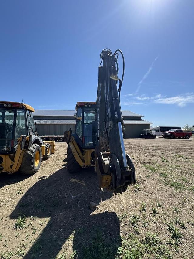Image of John Deere 410K equipment image 4