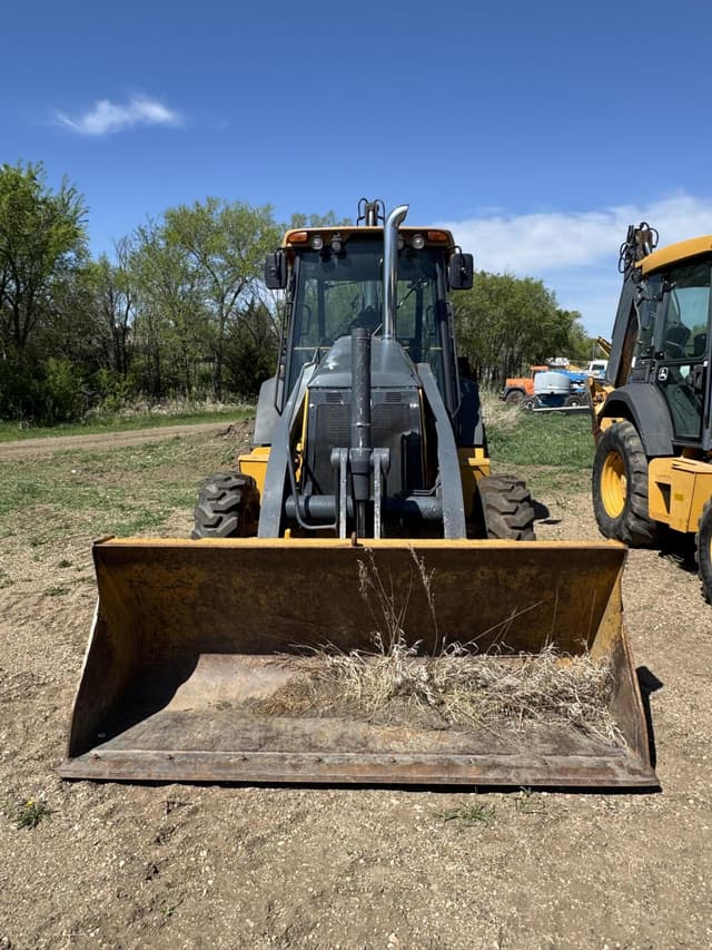 Image of John Deere 410K equipment image 2