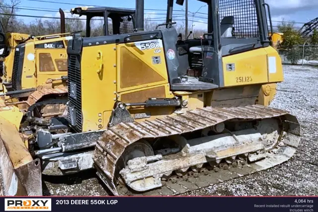 Image of John Deere 550K LGP equipment image 2