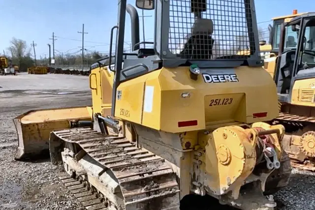 Image of John Deere 550K LGP equipment image 4