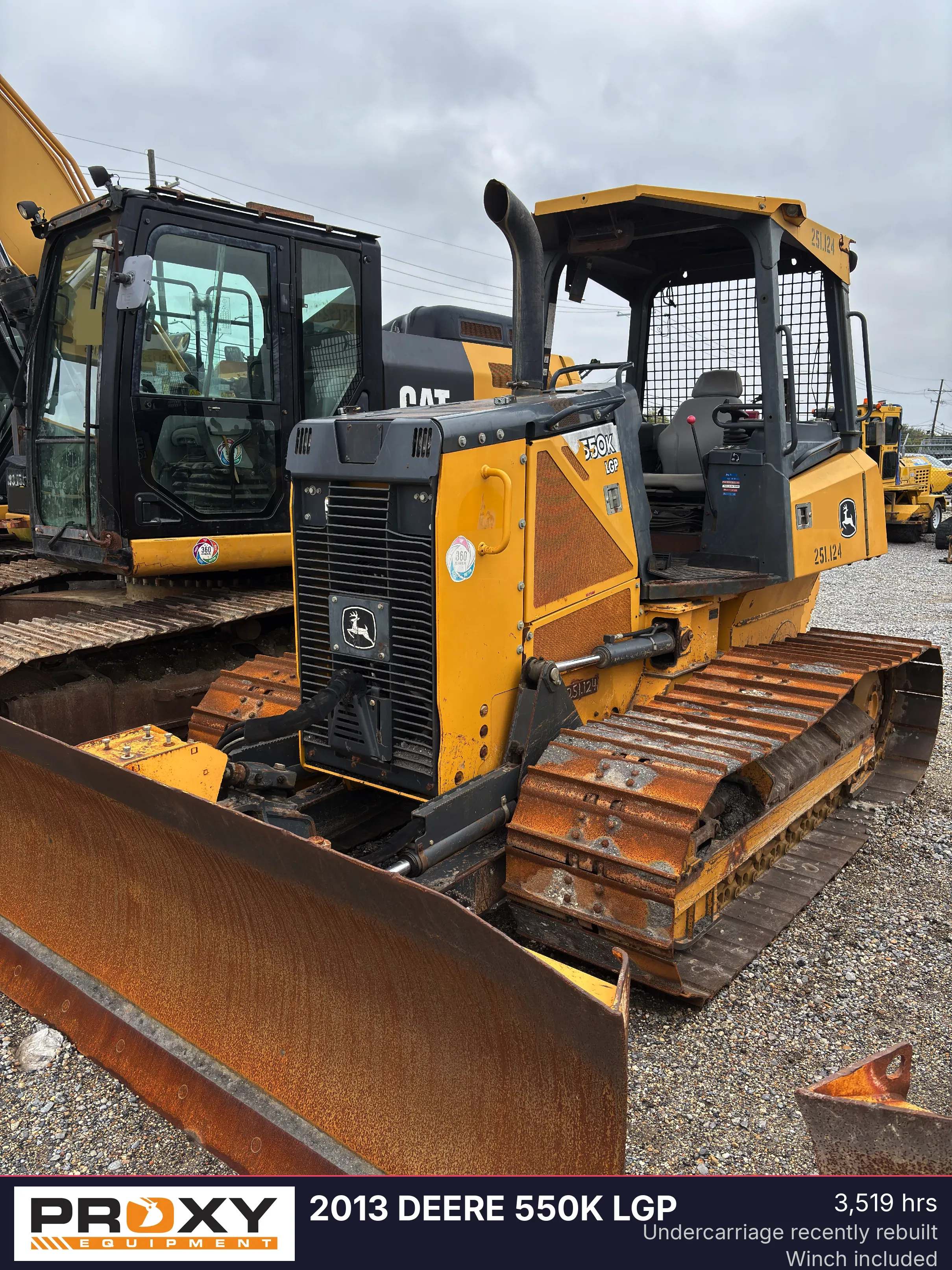 2013 John Deere 550K LGP Equipment Image0