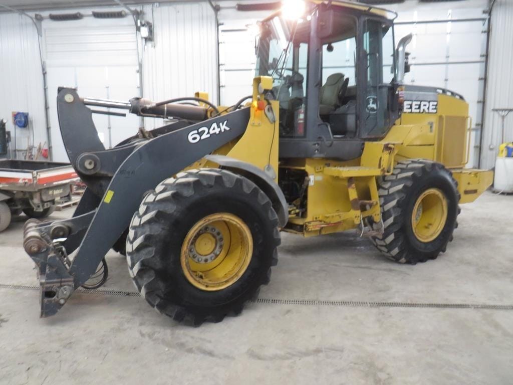 2013 John Deere 624K Equipment Image0