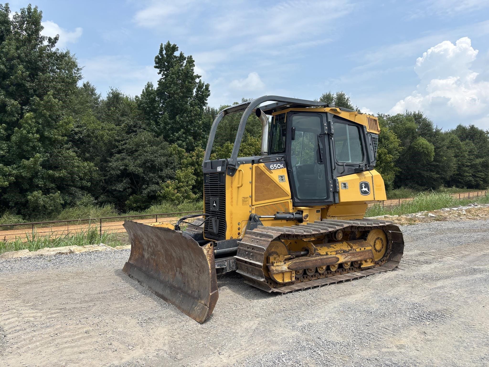 2013 John Deere 650K LGP Equipment Image0