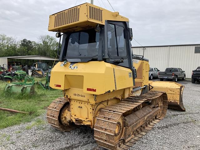 Image of John Deere 650K XLT equipment image 2