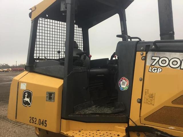 Image of John Deere 700K LGP equipment image 2