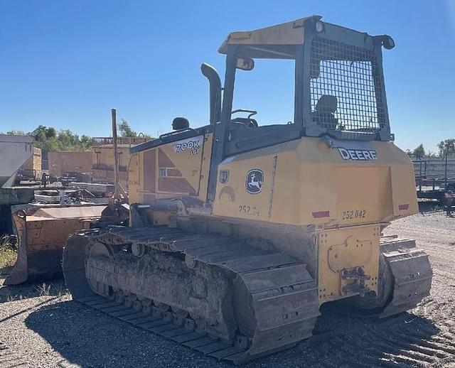 Image of John Deere 700K LGP equipment image 2