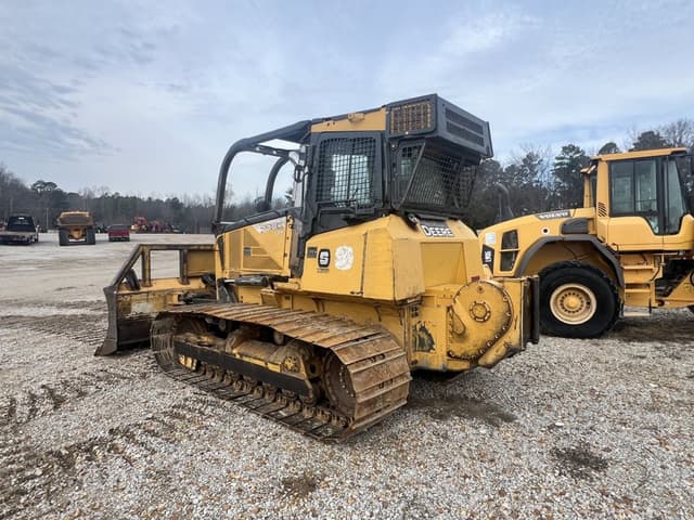 Image of John Deere 700K LGP equipment image 2