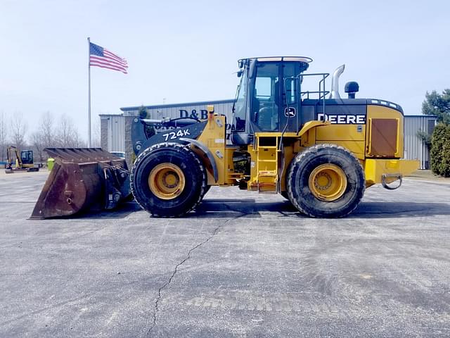 Image of John Deere 724K equipment image 1