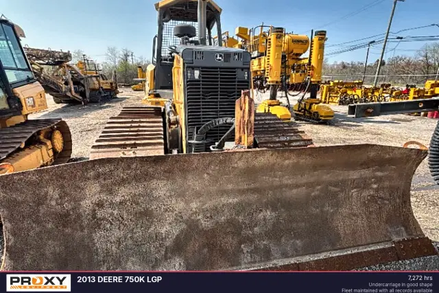 Image of John Deere 750K LGP equipment image 1