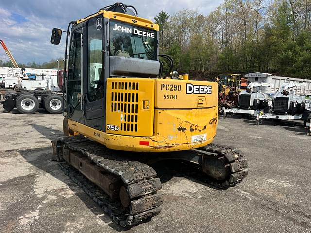 Image of John Deere 75D equipment image 2